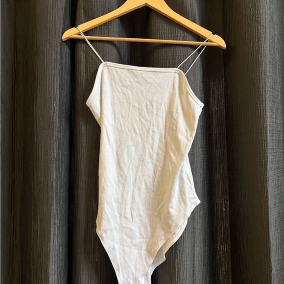 White‎ Spaghetti Strap Bodysuit - Picture 1 of 6